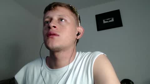 Snapshot of anthonnymorrison chatting on December 2024 08:22:02 PM leon online show from December 2024 08:22:02 PM