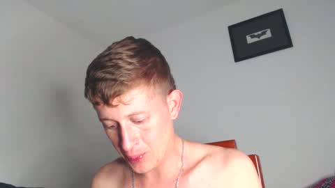Snapshot of anthonnymorrison chatting on December 2024 01:50:02 AM leon online show from December 2024 01:50:02 AM
