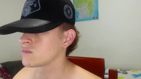 Snapshot of anthonnymorrison chatting on February 2025 03:34:02 AM leon online show from February 2025 03:34:02 AM