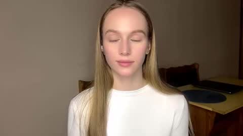 Viktoria online show from February 2026 03:37:02 PM