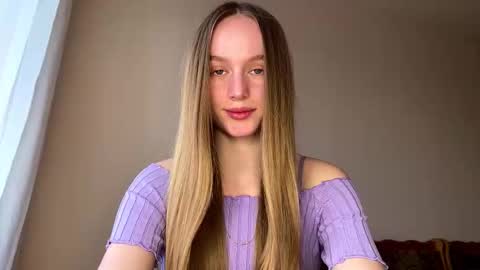 Snapshot of antionettepulgarin chatting on March 2026 03:08:02 PM Viktoria online show from March 2026 03:08:02 PM