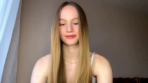 Snapshot of antionettepulgarin chatting on March 2026 03:17:01 PM Viktoria online show from March 2026 03:17:01 PM