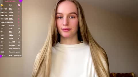 Snapshot of antionettepulgarin chatting on March 2026 03:06:02 PM Viktoria online show from March 2026 03:06:02 PM