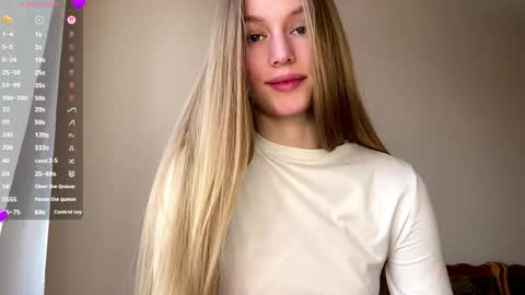 Snapshot of antionettepulgarin chatting on March 2026 03:23:02 PM Viktoria online show from March 2026 03:23:02 PM