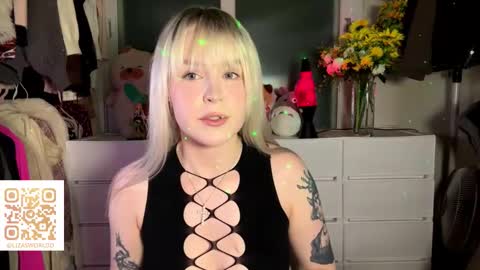 Snapshot of antoinettebeitler chatting on February 2026 12:14:01 PM Liza online show from February 2026 12:14:01 PM