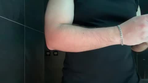 anton_smotri online show from June 2026 09:43:01 AM