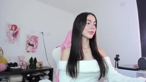 Antonella online show from November 2025 08:08:02 PM