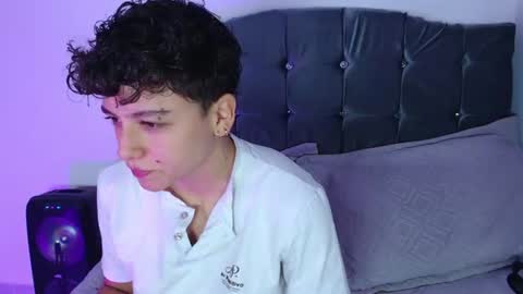 Snapshot of antonella_cruz02 chatting on July 2026 02:40:01 AM anto ford02 online show from July 2026 02:40:01 AM