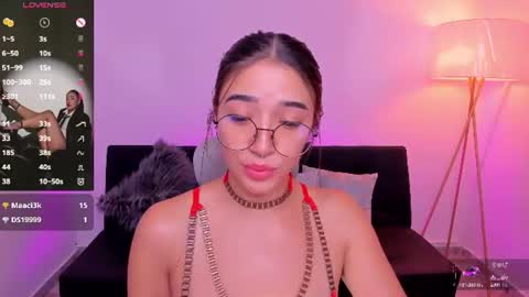 Snapshot of antonella_grayy chatting on July 2026 03:48:02 PM Antonella Grayy online show from July 2026 03:48:02 PM