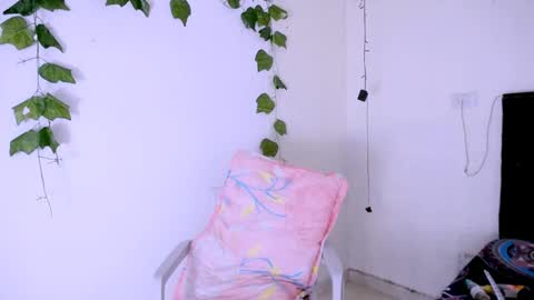 antonella online show from December 2025 10:27:02 PM