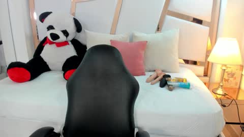 Antonella Moon 7 online show from February 2026 03:35:01 AM