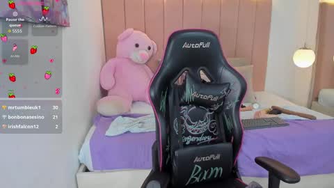 Antonella Moon 7 online show from March 2026 07:15:01 AM