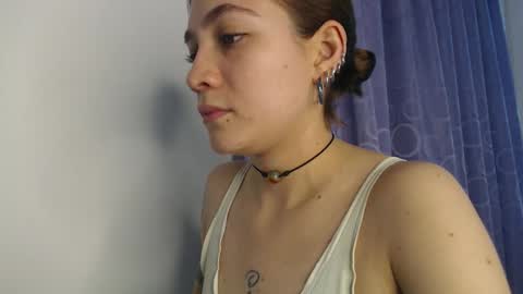 antonia0824 online show from February 2026 11:01:01 PM