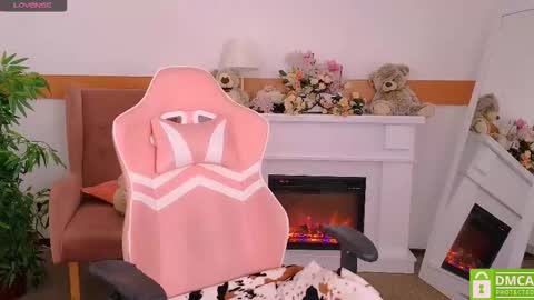 antonia_ferrero online show from November 2025 06:55:01 AM