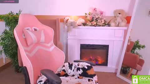 antonia_ferrero online show from December 2025 08:45:01 AM