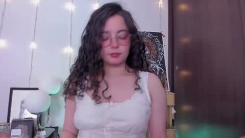 Antonia online show from October 2025 03:13:02 AM