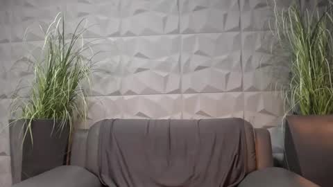 HI My name is Antonio online show from January 2025 11:22:01 PM