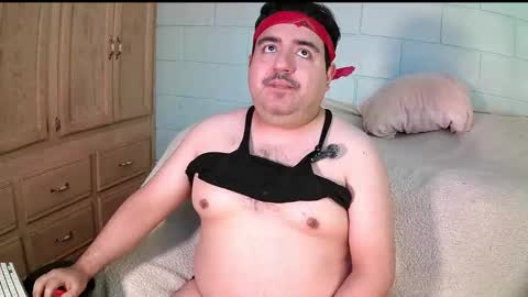 AnuarFox online show from November 2025 09:32:01 PM