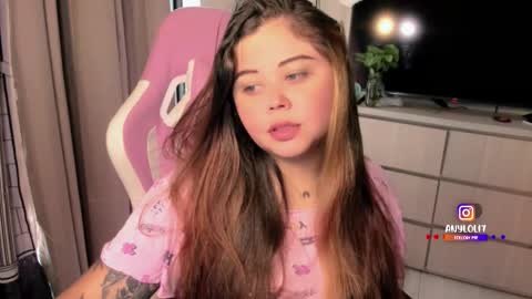   Independent model  online show from November 2025 05:27:01 PM