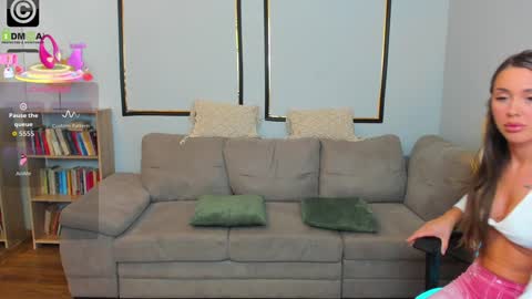 Anya online show from February 2026 12:53:02 PM