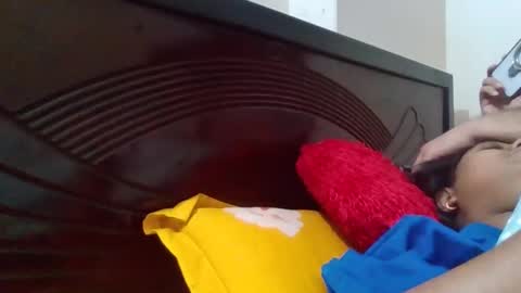 anydanyg online show from November 2025 06:42:02 PM