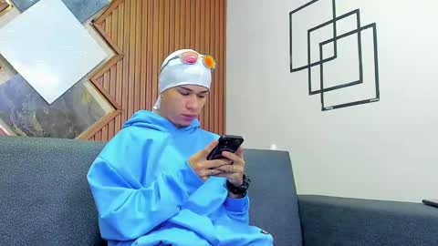 anyelo_sexyhot online show from February 2025 11:46:02 AM