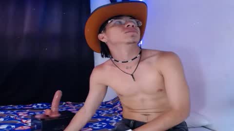 anyelo_sexyhot online show from March 2026 03:18:01 PM