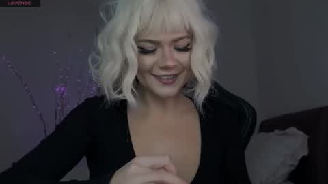 Anykitty online show from November 2025 11:23:02 AM