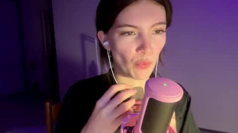 anytka12 online show from April 2026 04:12:01 PM