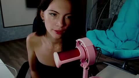 Snapshot of anytka12 chatting on July 2026 09:18:01 AM anytka12 online show from July 2026 09:18:01 AM