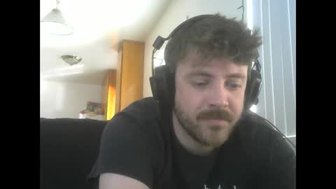 ape1x online show from December 2024 07:47:01 PM