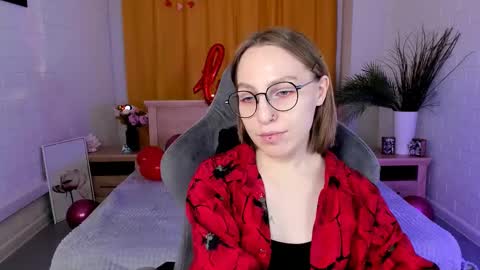 Snapshot of aphexqueen chatting on February 2025 01:06:01 PM APHEX QUEEN online show from February 2025 01:06:01 PM