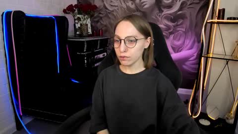 Snapshot of aphexqueen chatting on February 2025 01:18:02 PM APHEX QUEEN online show from February 2025 01:18:02 PM