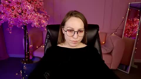 Snapshot of aphexqueen chatting on March 2025 07:27:02 PM APHEX QUEEN online show from March 2025 07:27:02 PM