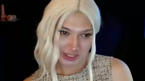 Snapshot of aphr0dite_x chatting on January 2025 05:05:01 AM Roman Goddess online show from January 2025 05:05:01 AM