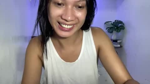 Snapshot of aphr0dite_x chatting on September 2025 12:10:02 PM Roman Goddess online show from September 2025 12:10:02 PM