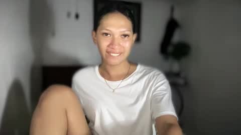 Snapshot of aphr0dite_x chatting on October 2025 10:05:01 AM Roman Goddess online show from October 2025 10:05:01 AM