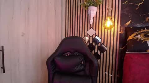 Snapshot of aphrodite__bloom chatting on July 2026 08:35:02 PM aphrodite__bloom online show from July 2026 08:35:02 PM