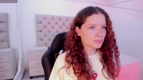 aphrodite online show from October 2025 08:43:02 PM