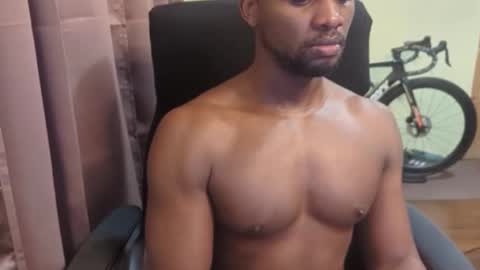 apollodarkmn online show from October 2025 10:14:02 PM