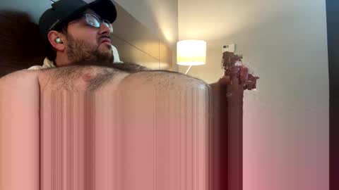 Snapshot of apolloguy3221 chatting on February 2025 12:44:02 PM apolloguy3221 online show from February 2025 12:44:02 PM