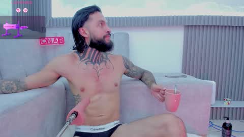 Snapshot of apolo_bianco_ chatting on November 2025 10:12:01 PM APOLO online show from November 2025 10:12:01 PM