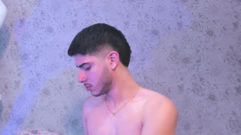 Apolo Grayy online show from February 2026 05:01:01 AM