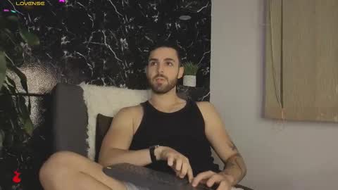 Apolo Lux  online show from January 2026 02:39:02 AM