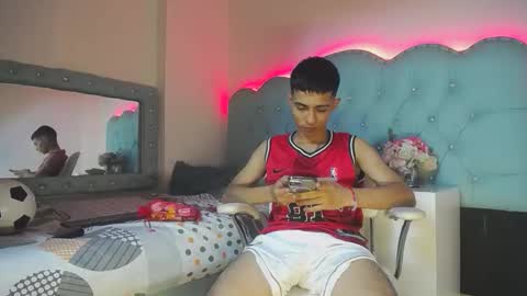 Snapshot of apolo_richards chatting on February 2026 08:38:01 PM Apolo Richards online show from February 2026 08:38:01 PM