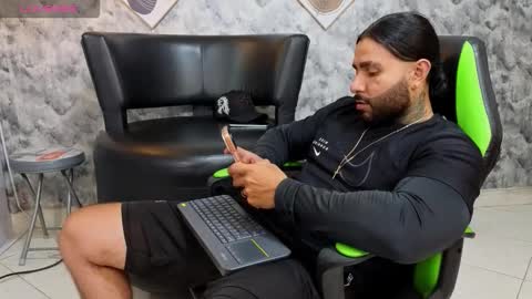 Snapshot of apolo_ryder chatting on March 2026 10:53:01 PM APOLO online show from March 2026 10:53:01 PM