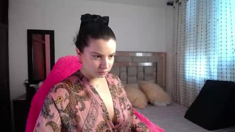 Apolonia online show from June 2026 06:13:02 PM