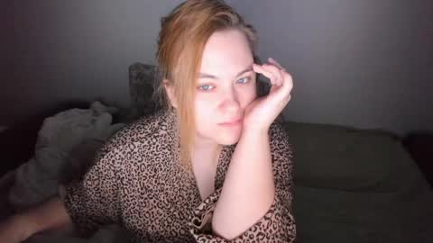 appleyummybuns online show from May 2026 11:56:01 PM