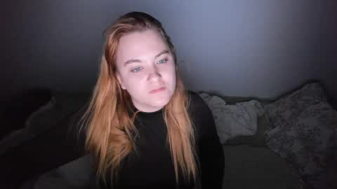 appleyummybuns online show from May 2026 07:59:02 PM