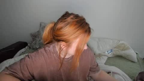 appleyummybuns online show from June 2026 04:19:01 AM